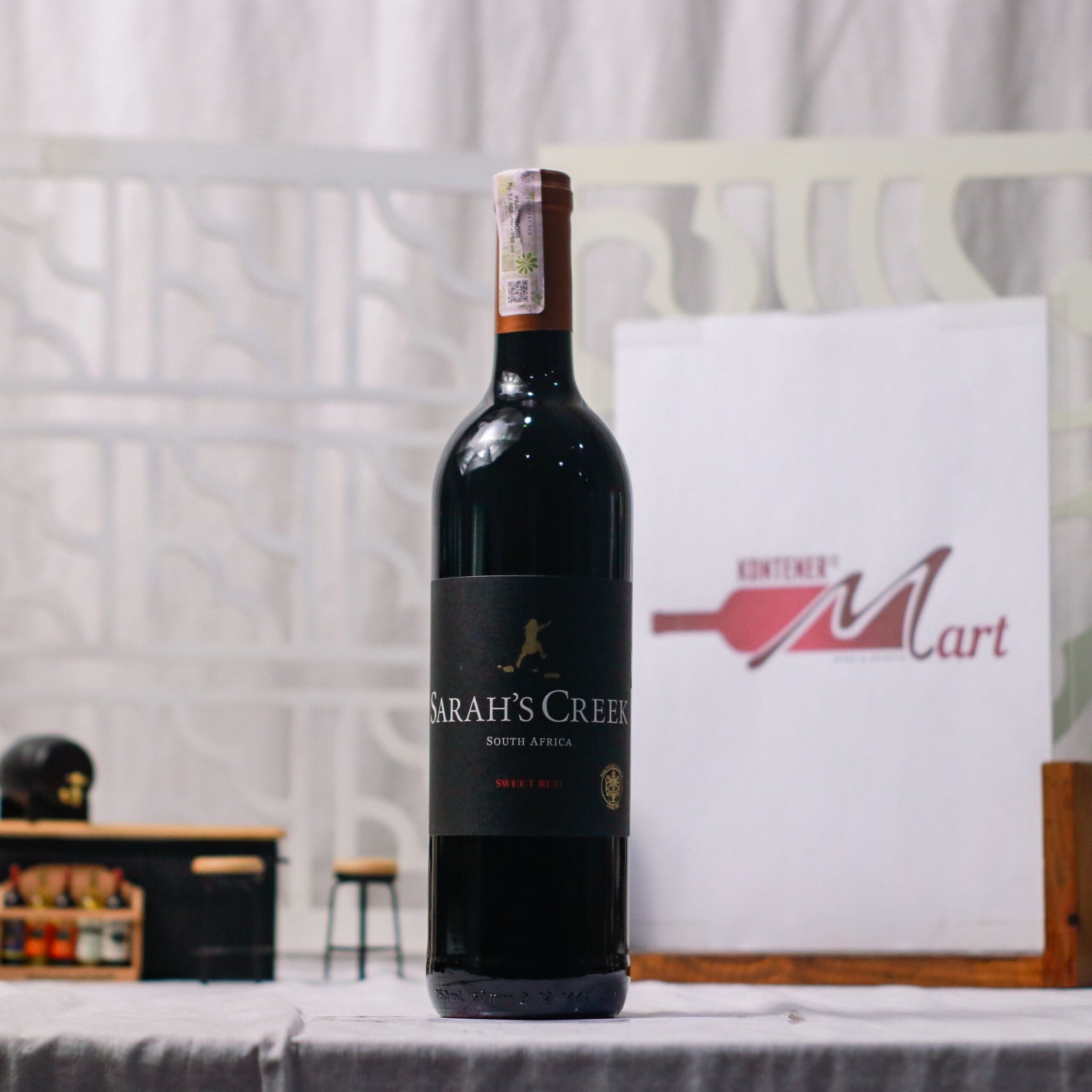 Sarah Creek Sweet Red Black Label Red Wine South Africa